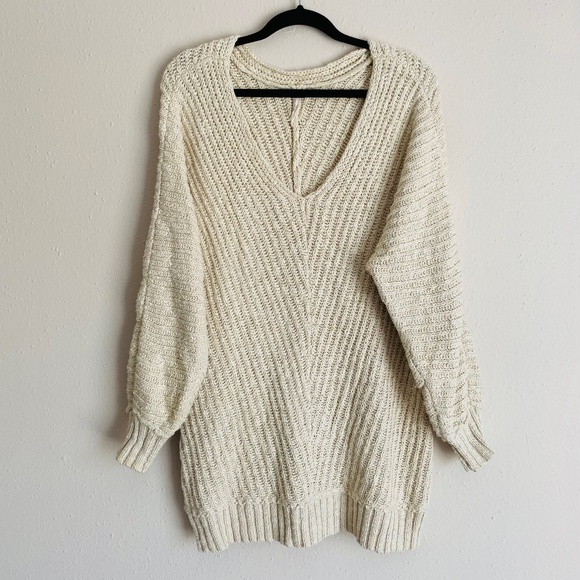 Free People Oversized Knit Sweater sz S - Picture 1 of 5